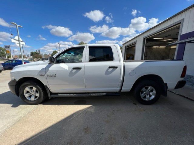 2013 RAM 1500 Image 3