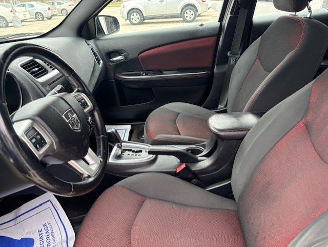 2011 Dodge Avenger Image 5