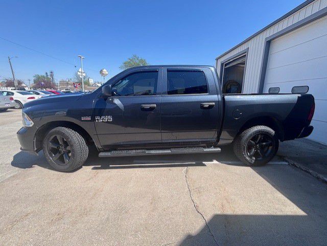 2017 RAM 1500 Image 2