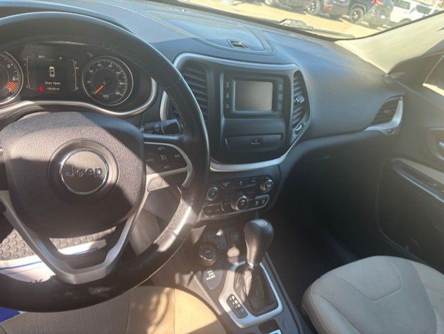 2015 Jeep Cherokee Image 4
