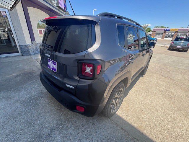 2017 Jeep Renegade Image 7