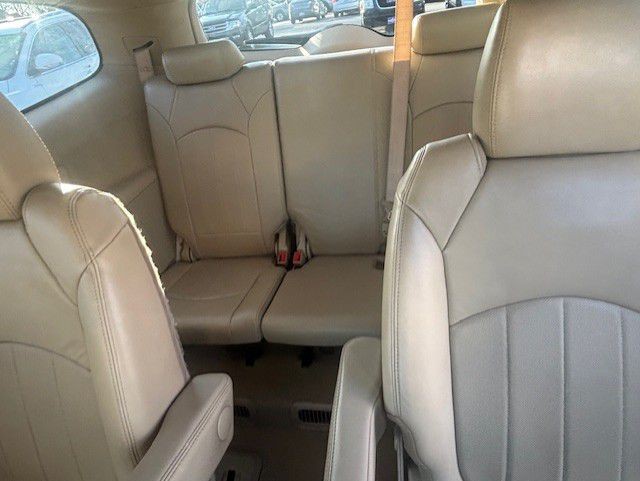 2012 Buick Enclave Image 5