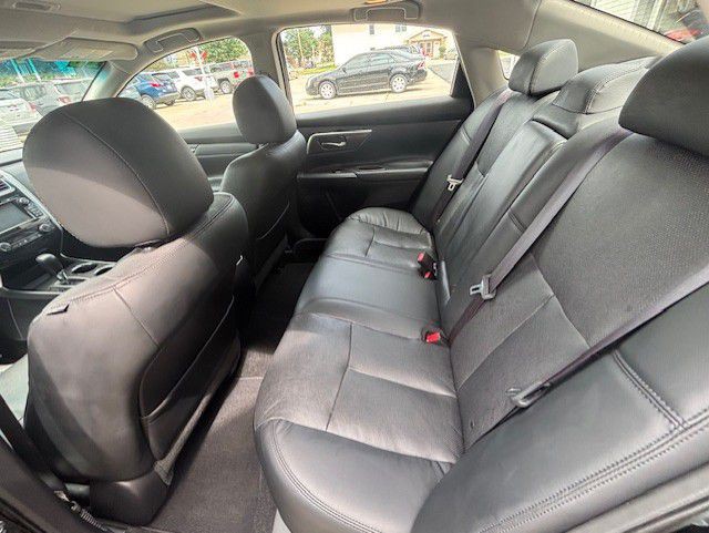2015 Nissan Altima Image 5