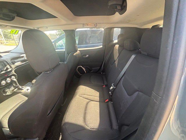 2016 Jeep Renegade Image 5