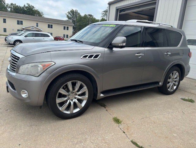 2012 INFINITI QX56 Image 2