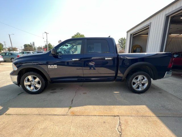 2015 RAM 1500 Image 3