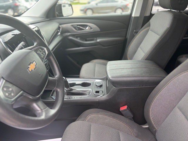 2018 Chevrolet Traverse Image 3