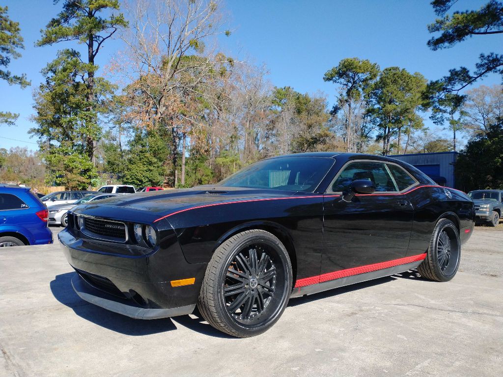 2012 Dodge Challenger Image 2