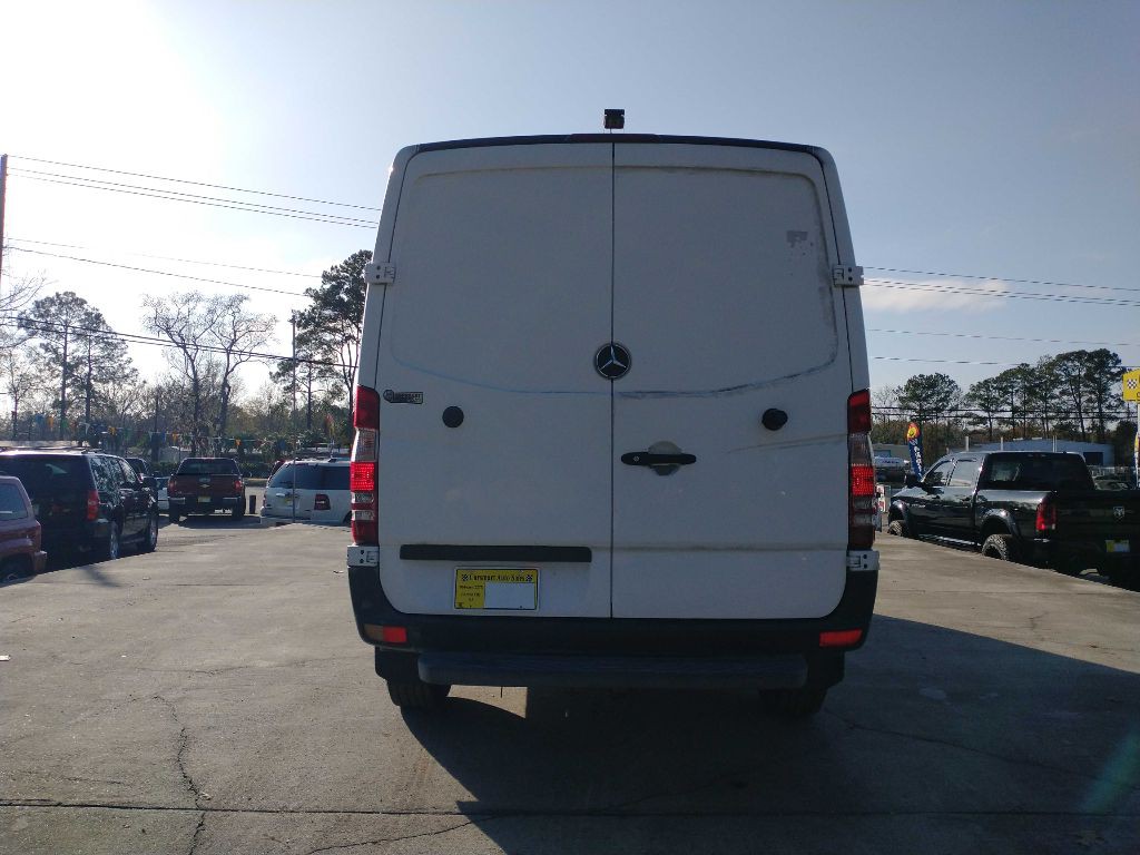 2013 Mercedes-Benz Sprinter Image 4