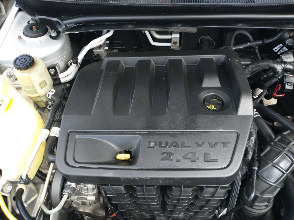 2012 Chrysler 200 Image 20