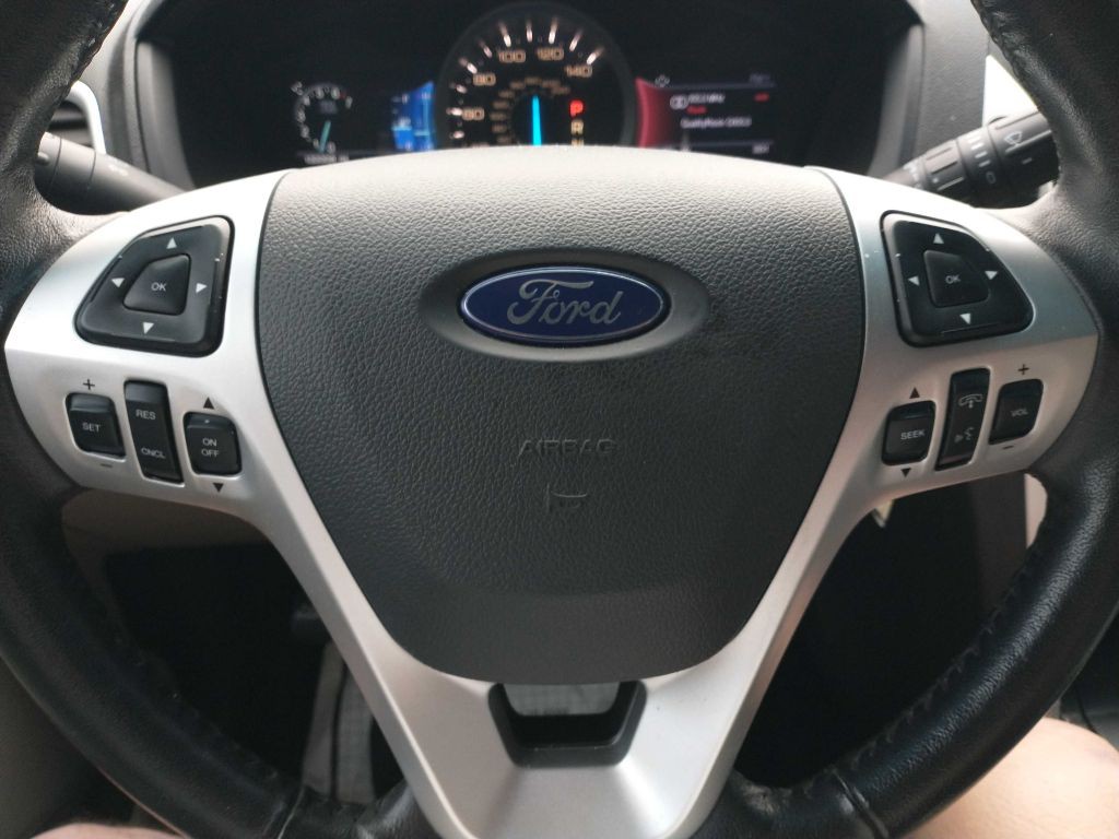 2014 Ford Explorer Image 14