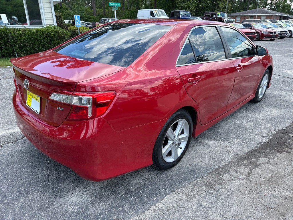 2013 Toyota Camry Image 5