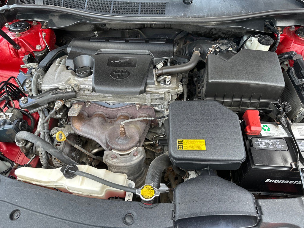 2013 Toyota Camry Image 16