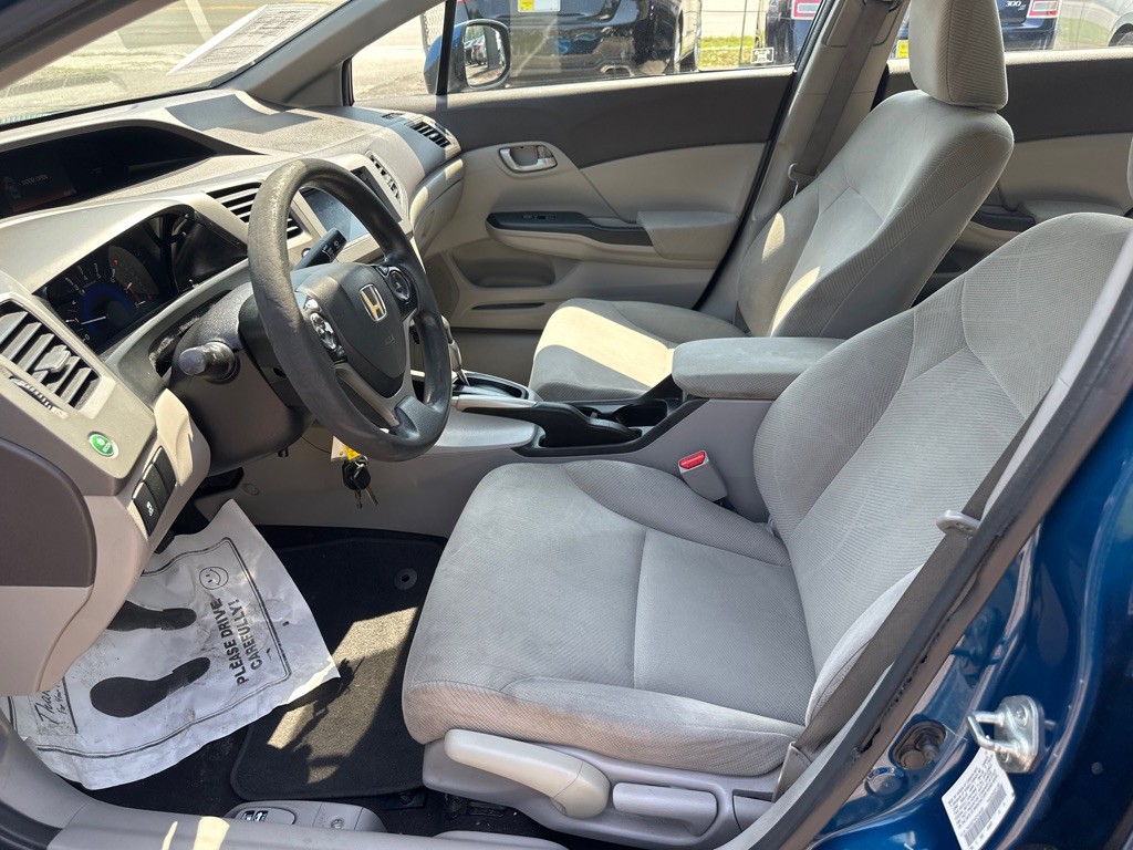2012 Honda Civic Image 11