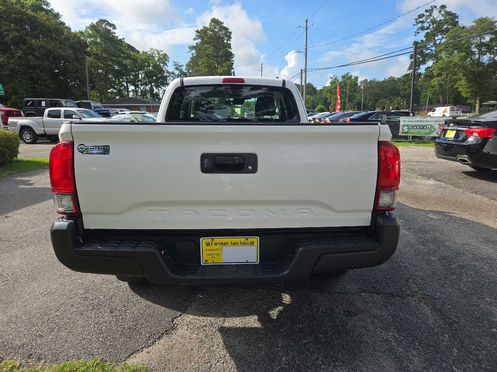 2018 Toyota Tacoma Image 4