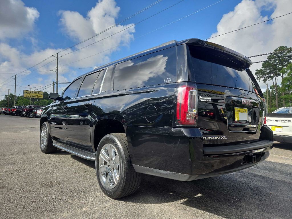 2015 GMC Yukon Image 3