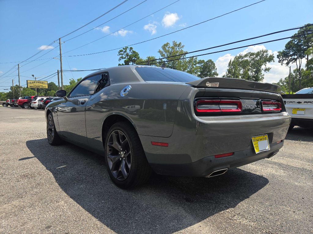 2019 Dodge Challenger Image 3