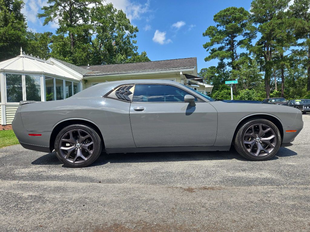 2019 Dodge Challenger Image 6