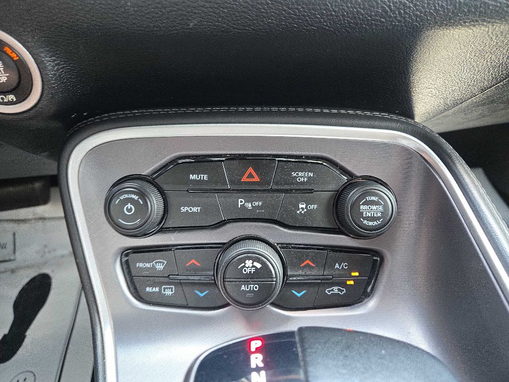 2019 Dodge Challenger Image 15
