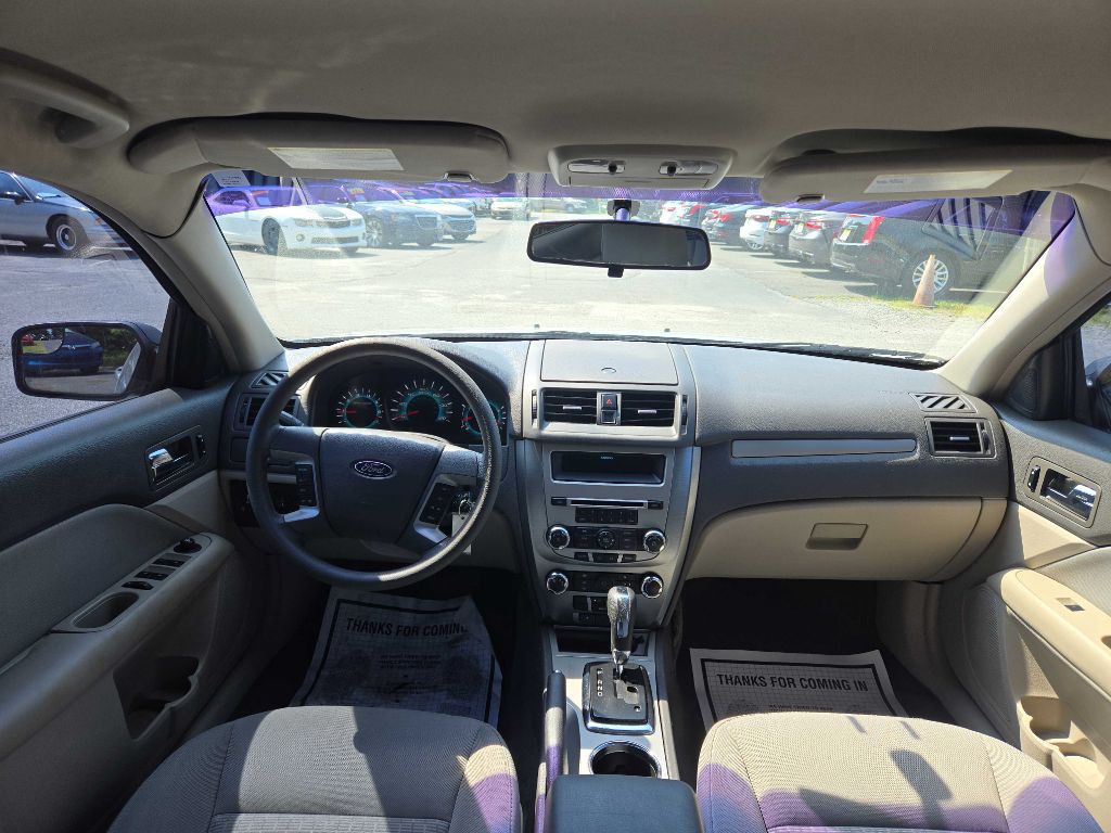2010 Ford Fusion Image 11
