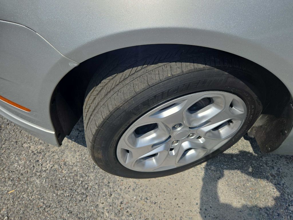 2010 Ford Fusion Image 20
