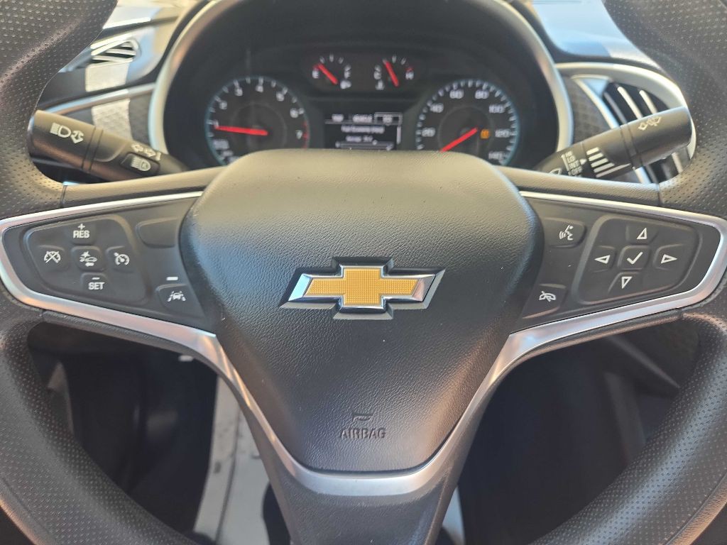 2023 Chevrolet Malibu Image 13