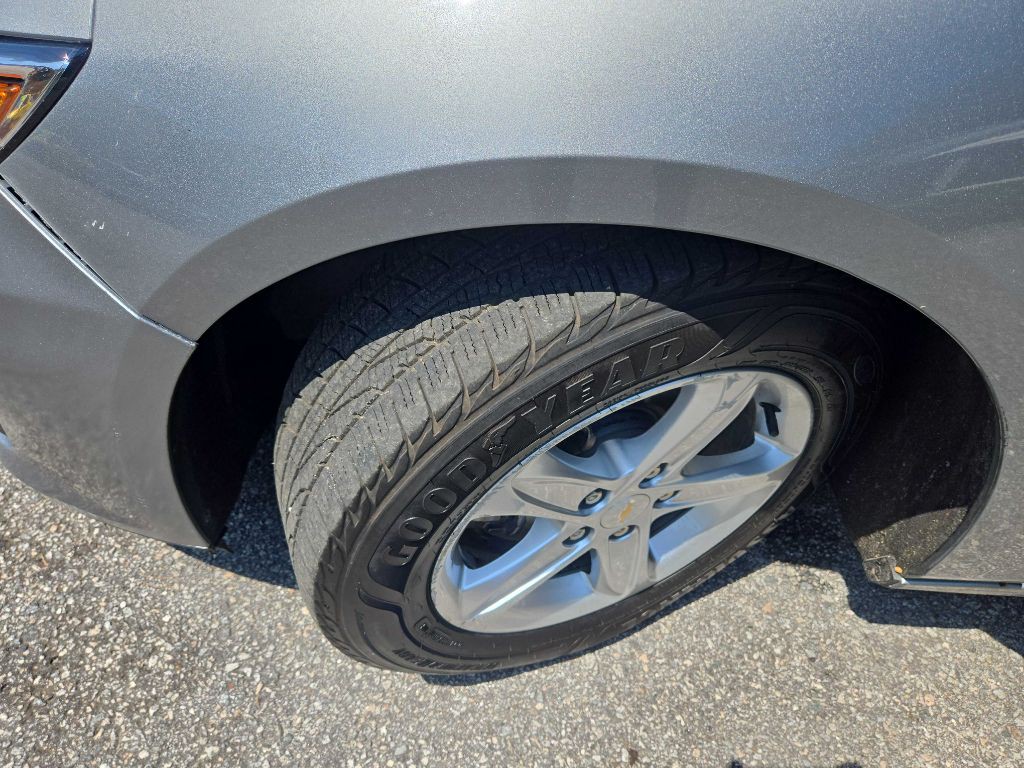 2023 Chevrolet Malibu Image 20