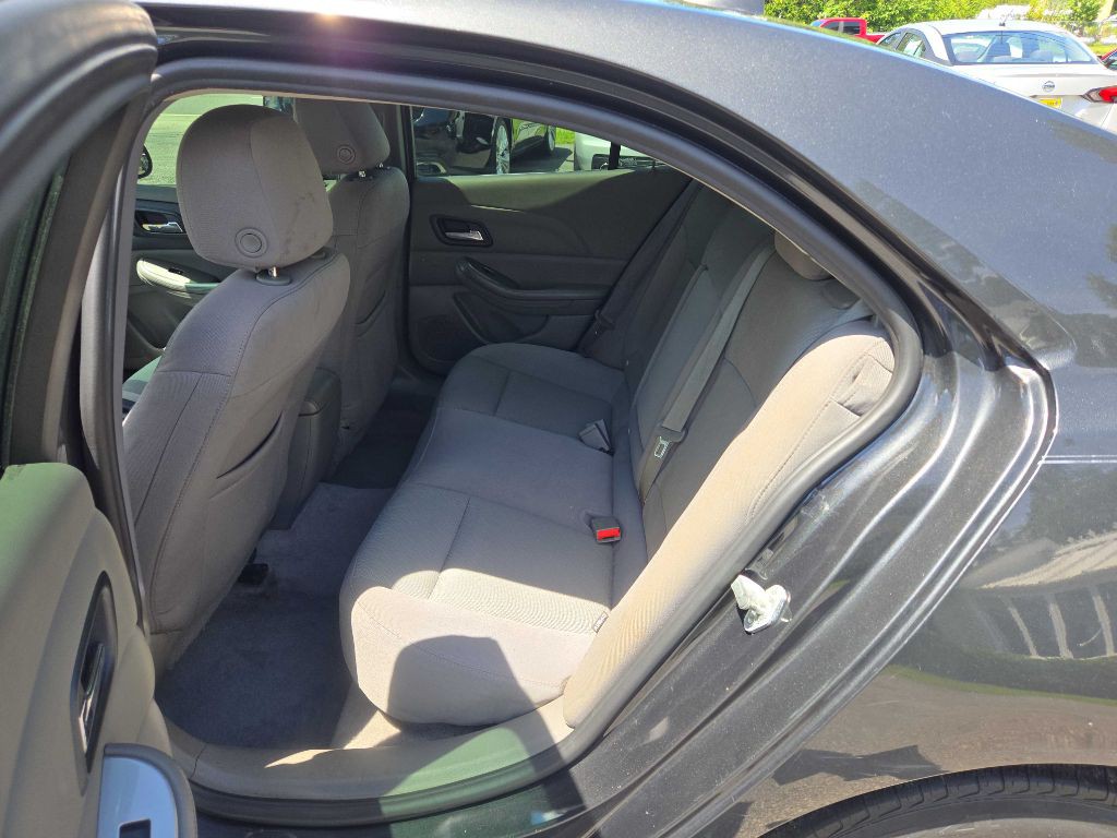 2014 Chevrolet Malibu Image 11