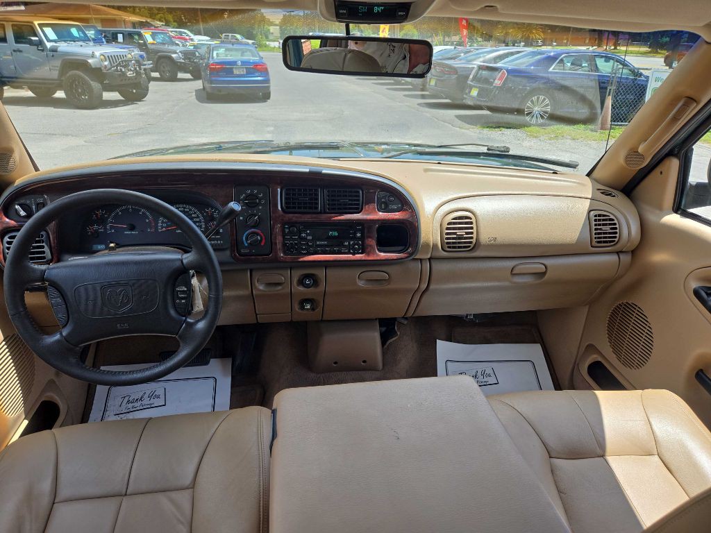 1999 Dodge Ram 1500 Image 9