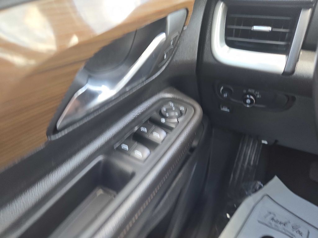 2018 GMC Terrain Image 17
