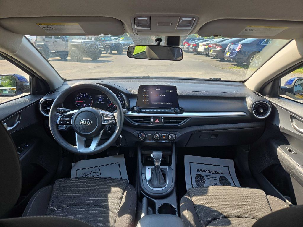 2021 Kia Forte Image 9
