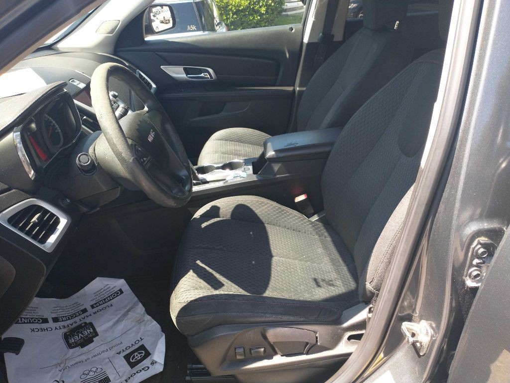 2011 GMC Terrain Image 10