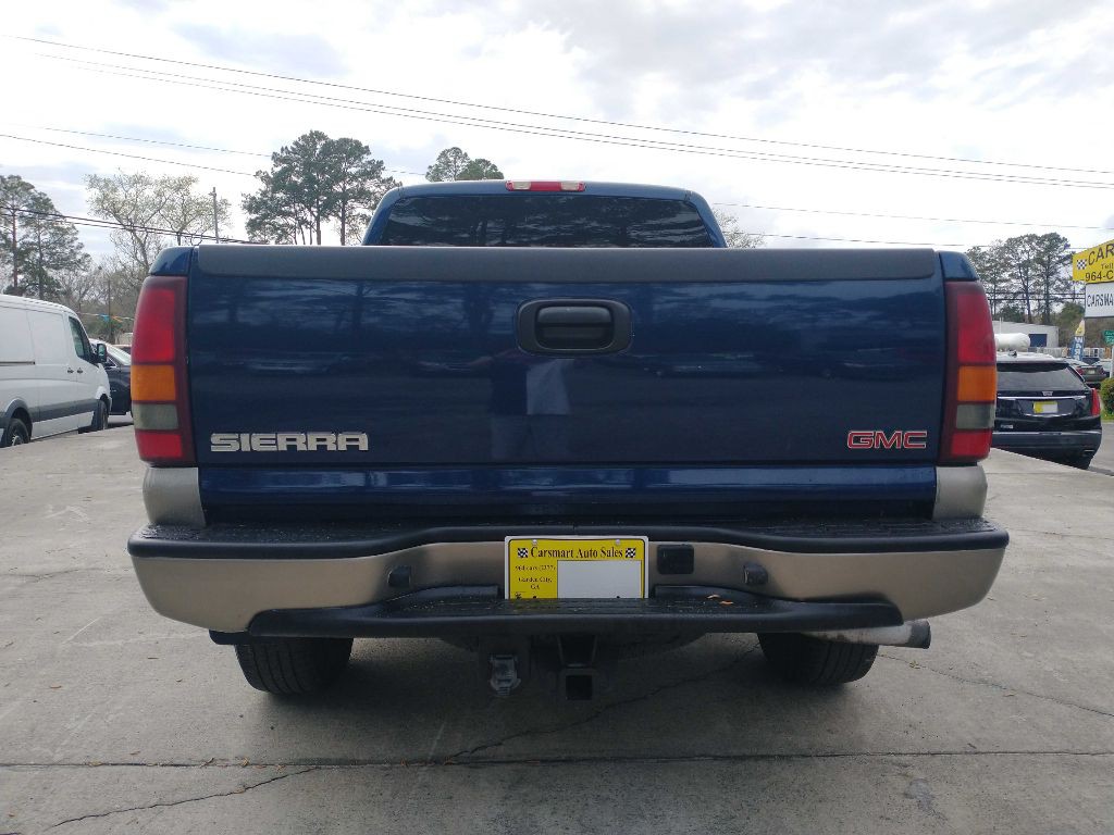 2002 GMC Sierra Image 4