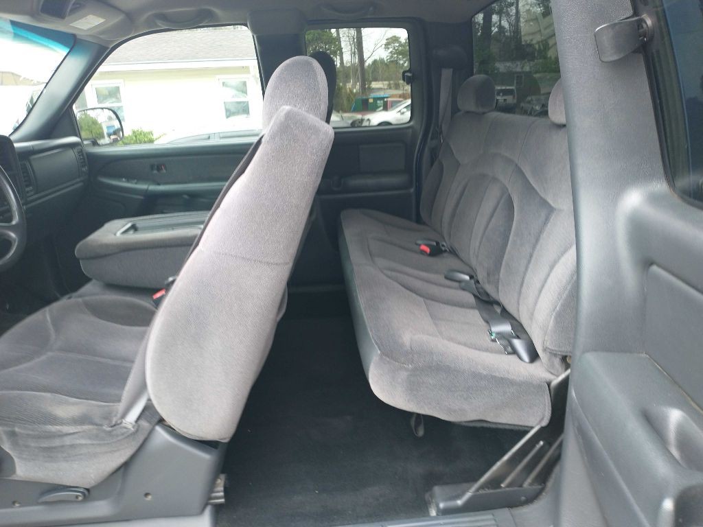 2002 GMC Sierra Image 11