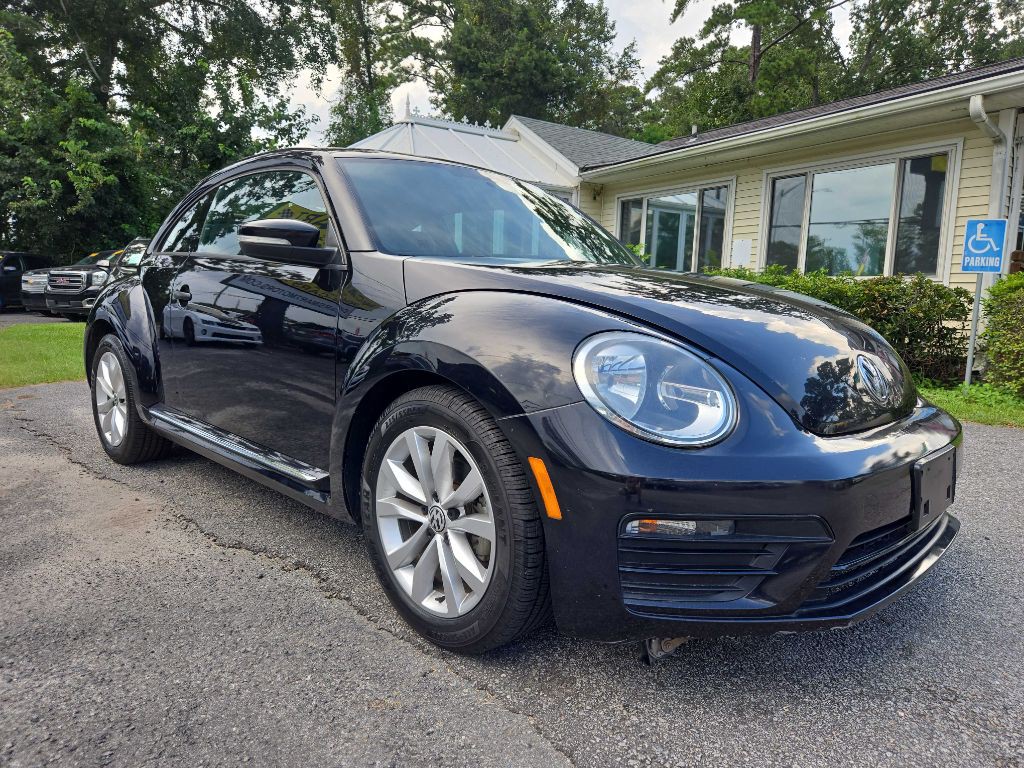 2017 Volkswagen Beetle Image 8