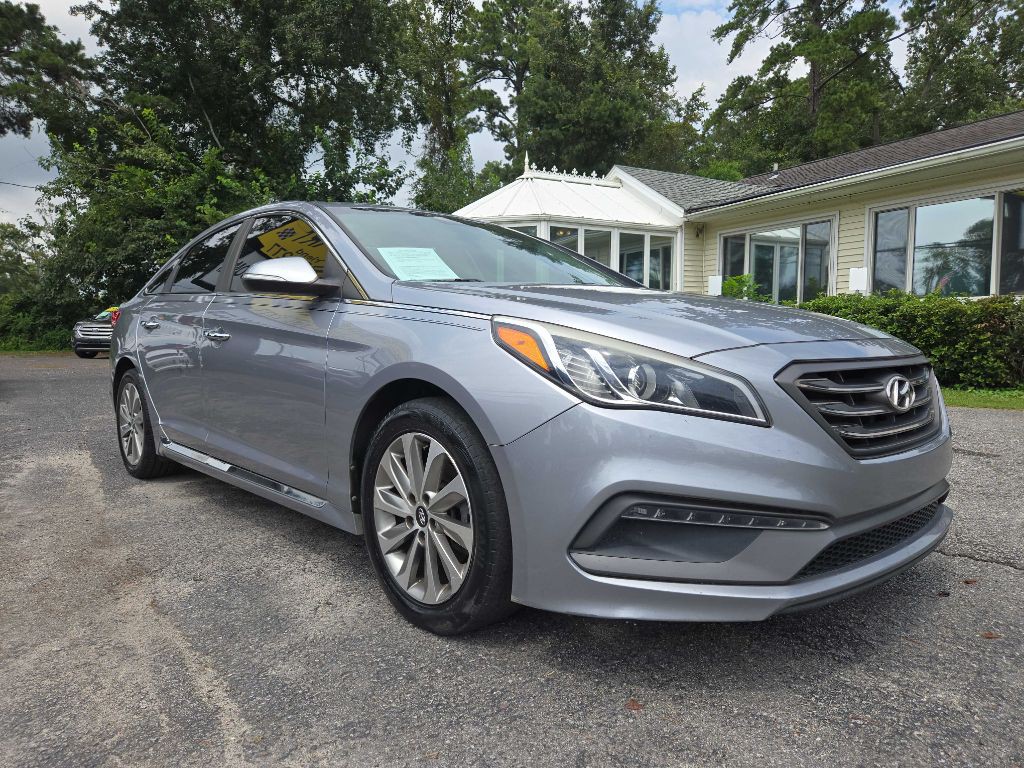 2015 Hyundai Sonata Image 2