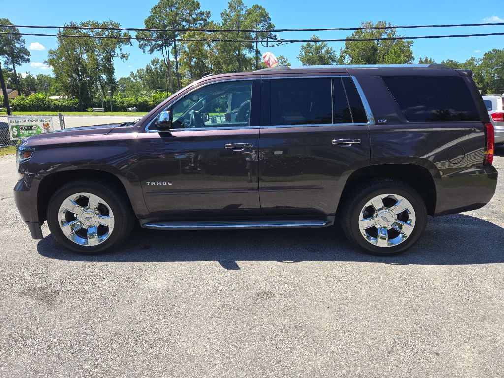 2015 Chevrolet Tahoe Image 2