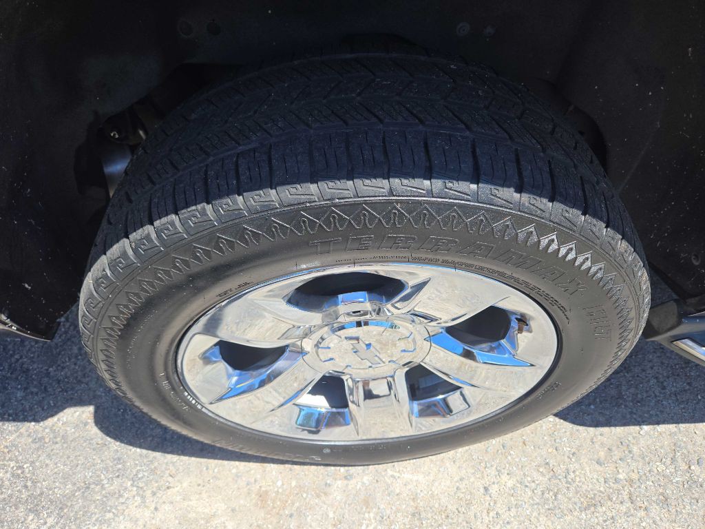 2015 Chevrolet Tahoe Image 24