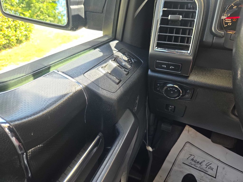 2016 Ford F-150 Image 19