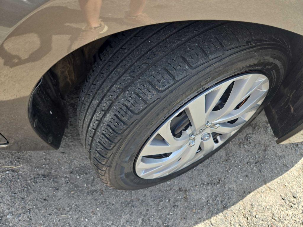 2019 Toyota Corolla Image 23
