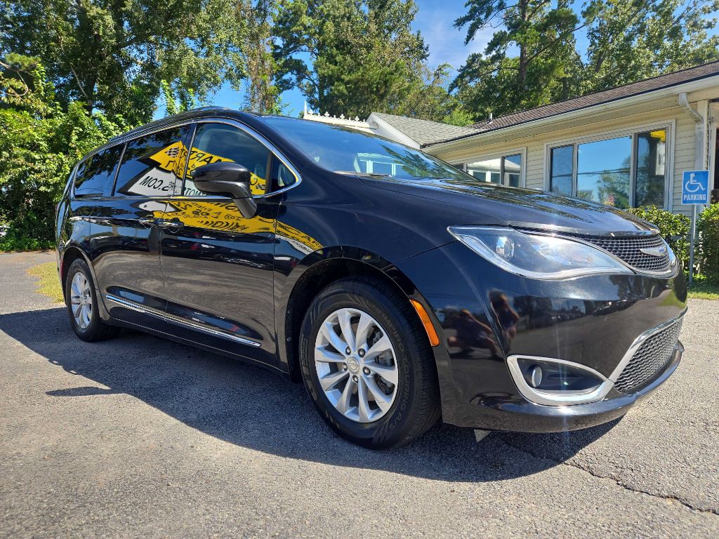 2019 Chrysler Pacifica Image 7