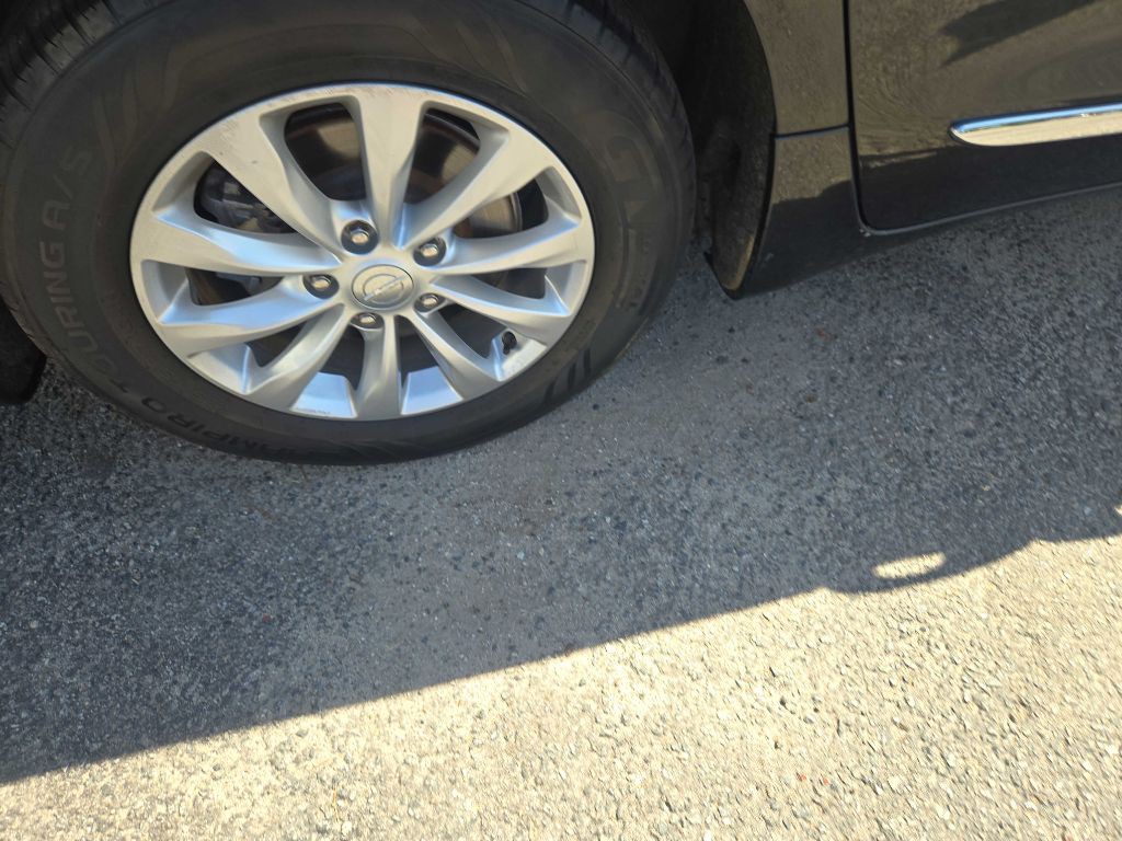 2019 Chrysler Pacifica Image 21