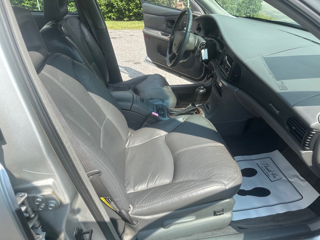 2002 Buick Regal Image 15