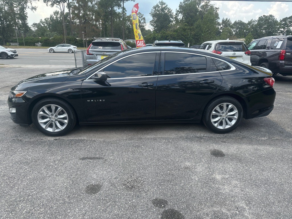 2019 Chevrolet Malibu Image 2