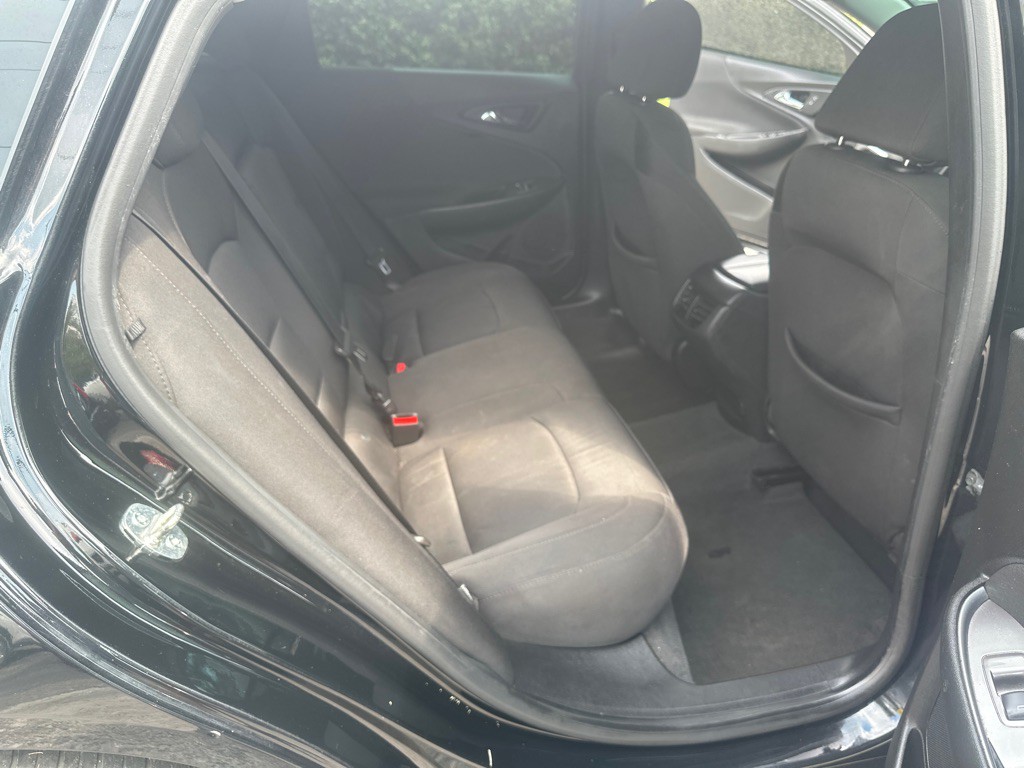 2019 Chevrolet Malibu Image 14