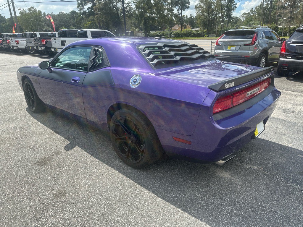 2010 Dodge Challenger Image 3