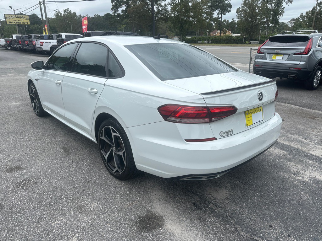 2020 Volkswagen Passat Image 3