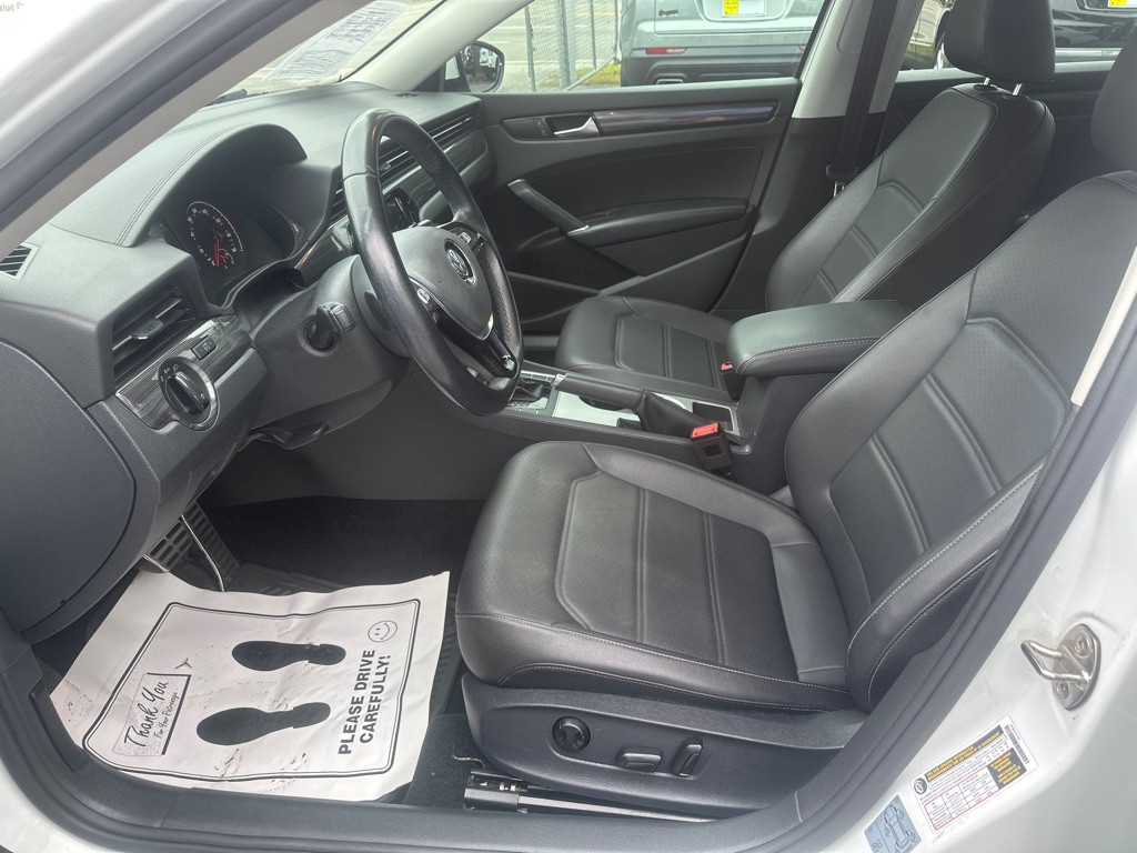 2020 Volkswagen Passat Image 11