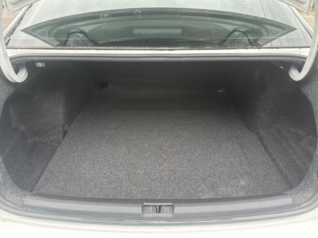 2020 Volkswagen Passat Image 13