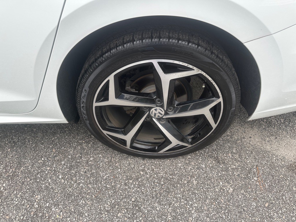 2020 Volkswagen Passat Image 18